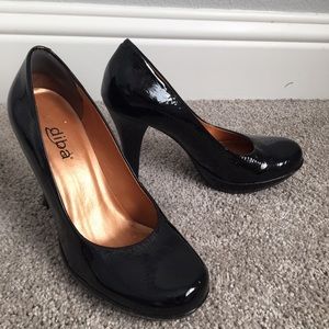diba Patent Leather 4 inch heels Size 5 1/5